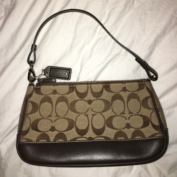 Coach Handbags - Small Coach Purse